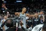 韦德：我就喜欢文班说&ldquo;我要拿MVP&rdquo; 现在大家互相都太客套了